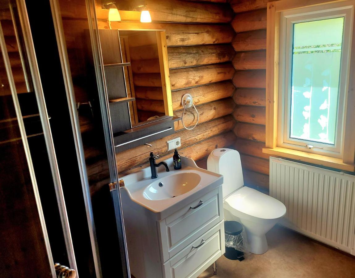 Akureyri Log Cottage Экстерьер фото